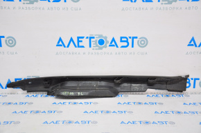 Left hood-wing seal for Lexus CT200h 11-17