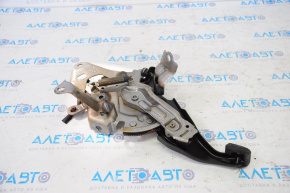 Parking brake pedal Lexus CT200h 11-17