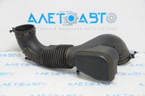 Air duct for the Kia Optima 11-15 2.4 manifold