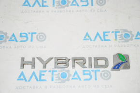 Emblem with the inscription HYBRID on the front left door of the Ford Fusion mk5 13-20