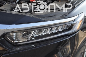 Upper center grille molding for Honda Accord 18-20 light chrome, with mounting and emblem