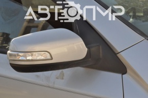 Kia Sorento 10-15 right side mirror assembly with turn signal, gray