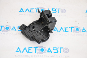 Toyota Prius V 12-17 trunk lock