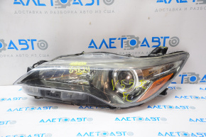 Left front headlight Toyota Camry v55 15-17 usa SE\XSE halogen, broken 2 fasteners, broken housing