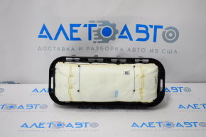 Passenger airbag in the dashboard of the Cadillac ATS 13-