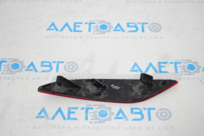Chevrolet Malibu 16-25 right rear reflector without muffler tips