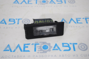 Left-hand tailgate license plate light for Chevrolet Malibu 16-23