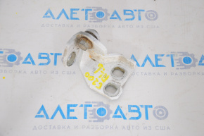 Lower rear left door hinge Chrysler 200 15-16