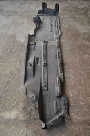 Right underbody protection Chrysler 200 15-17 3.6 defective