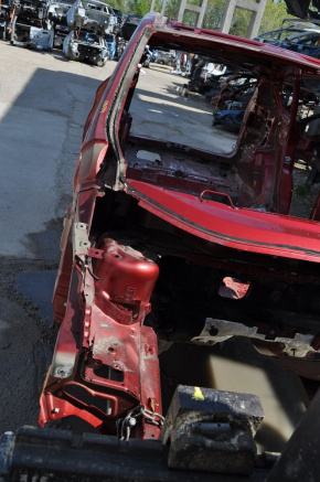 Front right quarter Ford C-max MK2 13-18 red with central pillar, dented
