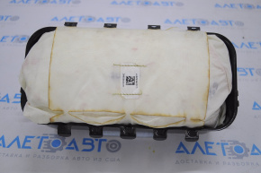The passenger airbag in the dashboard of a Ford Escape MK3 2013-2014 pre-restored model has a rusty squib.