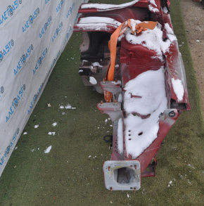 Front left quarter Ford Fusion mk5 13-20 red, with central pillar, dented