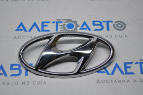 Hyundai Sonata 15-17 trunk lid emblem