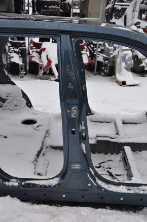 Kia Sorento 10-15 right center pillar