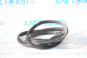 Rear left door seal for Kia Sorento 10-15