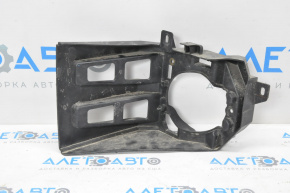 Left fog light bracket for Lexus CT200h 11-13 pre-restyling