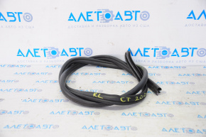 Rear left door seal for Lexus CT200h 11-17