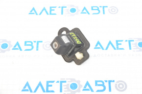 Lexus CT200h 11-16 4-pin rearview camera