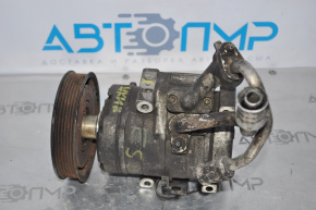 Lexus ES300 ES330 air conditioning compressor pulley disassembled