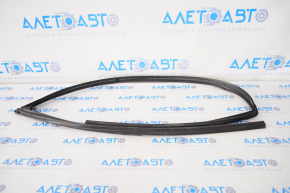 Front left glass seal for Lexus ES300h ES350 13-18