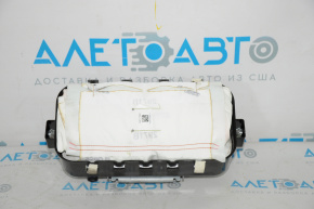 Passenger airbag in the dashboard of the Lincoln MKC 15-19