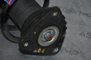 Lincoln MKC 15-19 Front Right Shock Absorber Mount