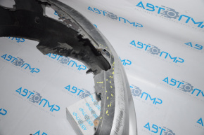 Front bumper Mazda3 2003-2009 silver, missing a piece from the bottom