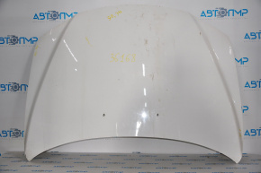 The hood is bare, Mazda6 03-08 white, with bumpers on the left.