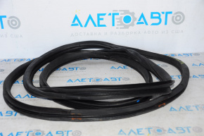 Front right door seal for Nissan Leaf 13-17, black