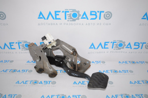 Nissan Rogue 14-20 brake pedal with sensors