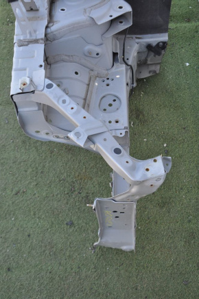 Front right quarter with center pillar Nissan Rogue 14-20 silver, with center pillar