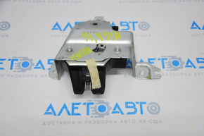 Toyota Highlander 14-19 trunk lid lock upper window