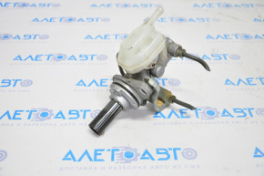 Toyota Highlander 14-19 Brake Master Cylinder with Reservoir
