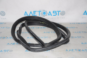 Front left door seal for Toyota Prius 30 10-15 black