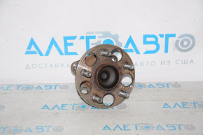 Rear left hub Toyota Prius 30 10-15