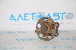 Rear right hub for Toyota Prius 30 10-15