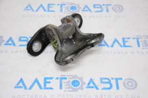 Lower front left door hinge for Toyota Prius V 12-17