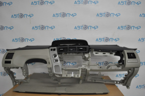 Toyota Prius V 12-16 dashboard without airbag