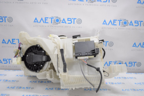 Heater assembly for Toyota Prius V 12-17