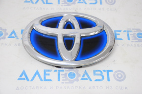 Toyota Prius V 12-17 front bumper emblem badge