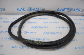 Rubber seal for the trunk door of a Toyota Prius V 12-17
