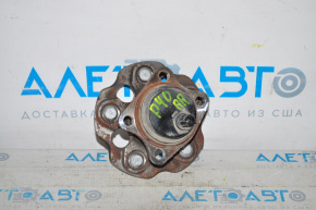 Rear right hub for Toyota Prius V 12-17