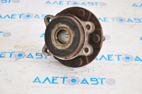 Front left hub for Toyota Prius V 12-17