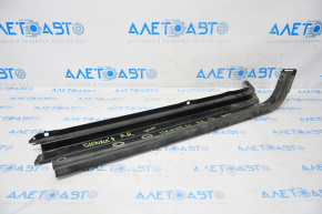 Rear door guide 2 parts right Toyota Sienna 11-20 center