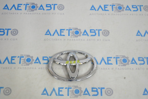Emblem badge TOYOTA tailgate Toyota Sienna 11-20