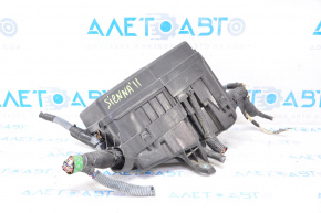 Underhood fuse box Toyota Sienna 11-16
