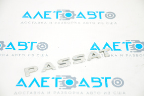 Passat emblem on the trunk lid of the VW Passat b7 12-15 USA