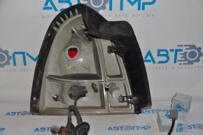 Right taillight for Lincoln Town Car 98-11