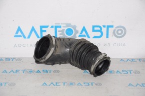 Air duct for the manifold Audi A4 B8 08-16 2.0T