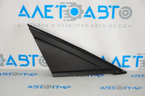 Wing molding corner right Ford Focus mk3 11-18 mat